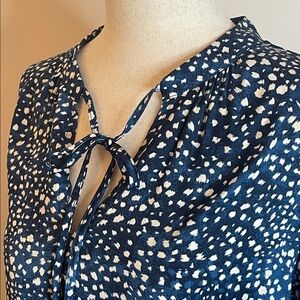 Maison D’Amélie Blue & White Animal Print Blouse | Size M | V-Neck Bow Tie